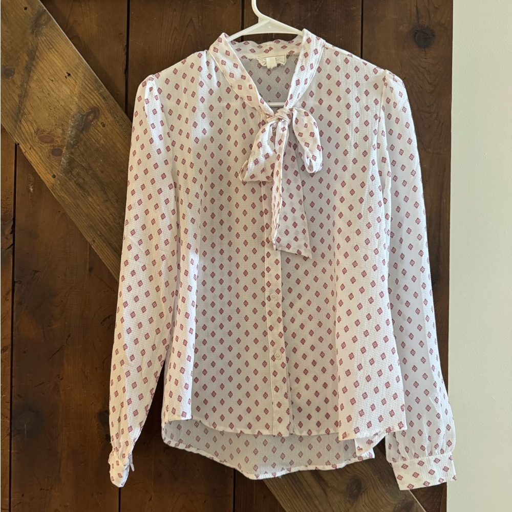 Have Blouse with Pink Diamond Pattern